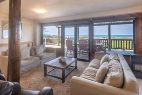 Upmarket Sea View Apartment